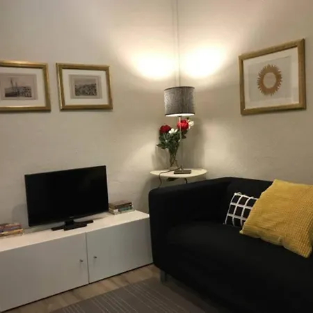Cosy 3 Bedrooms At Campolide - 60 1a * Lissabon
